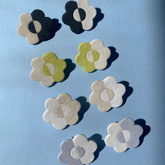 TWO TONE FLOWER STUDS